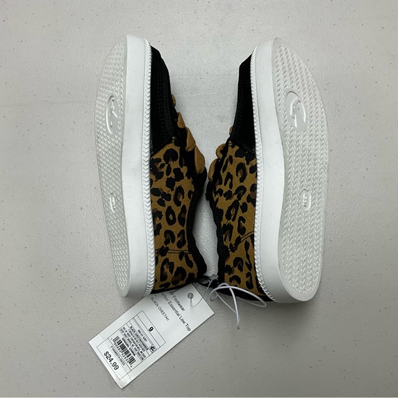 Billy Footwear Kids Little Girl’s Black Cheetah Print Low top Sneaker Shoes - Picture 4 of 7